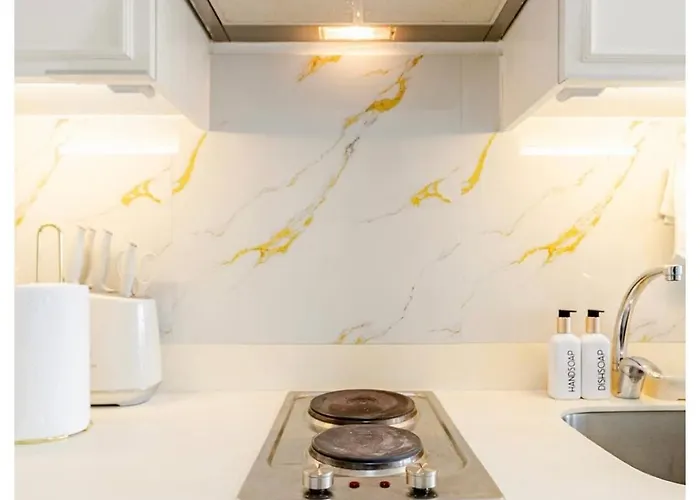 White Luxe *