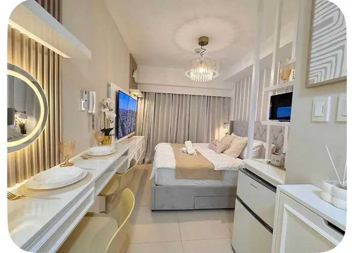 White Luxe Aparthotel Manila