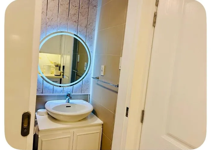 Aparthotel White Luxe Manila